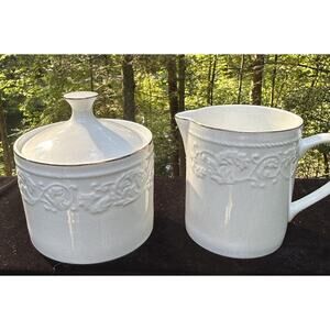 Farberware Calais White Bone China Scroll w/Gold Trim Sugar & Creamer #4173 T152